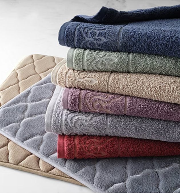 Broadhaven Elegant Scroll Bath Towel